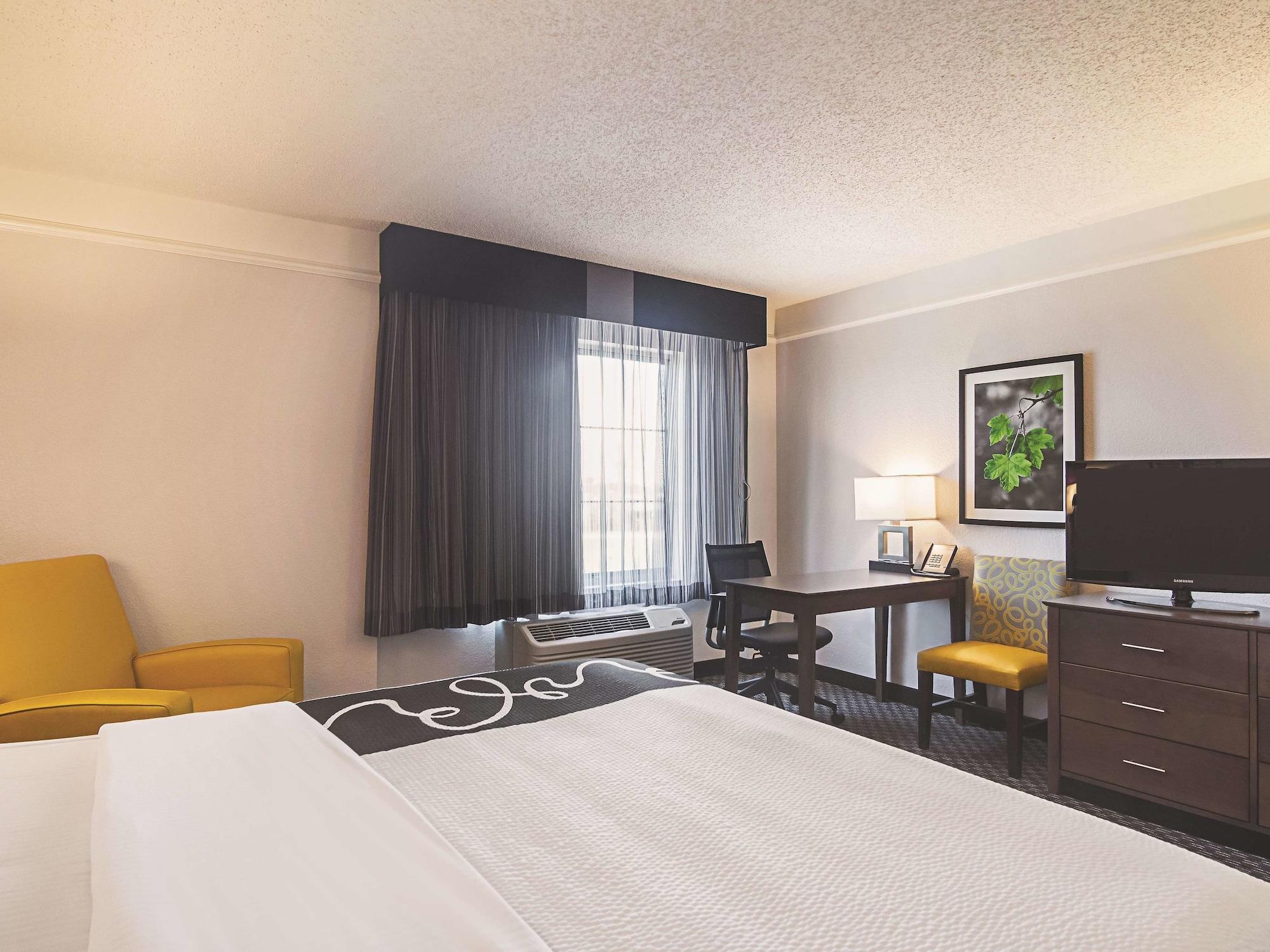 La Quinta By Wyndham Oklahoma City - Nw Expwy Extérieur photo